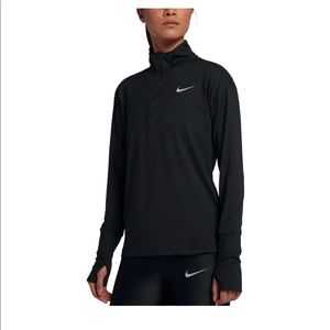 Nike half zip pull over
